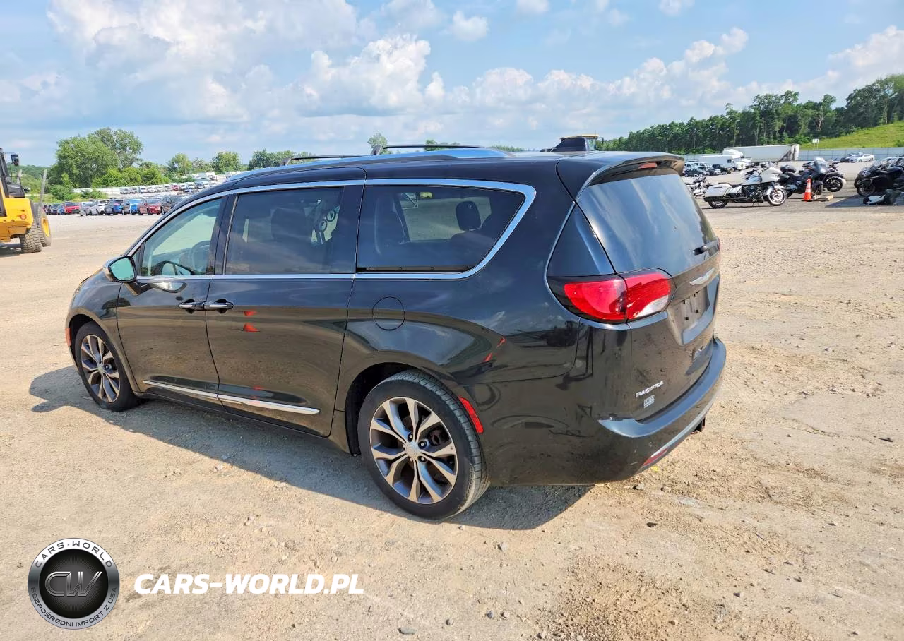 2017 Chrysler Pacifica Limited VIN:2C4RC1GG1HR748071 - 2