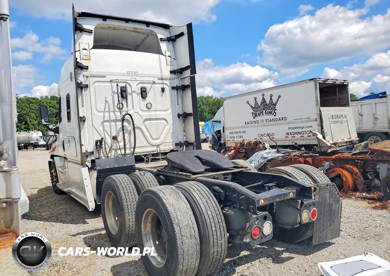 2017 Freightliner Cascadia 125 Semi Truck VIN:1FUJGLDR0HLJB5318 - 2