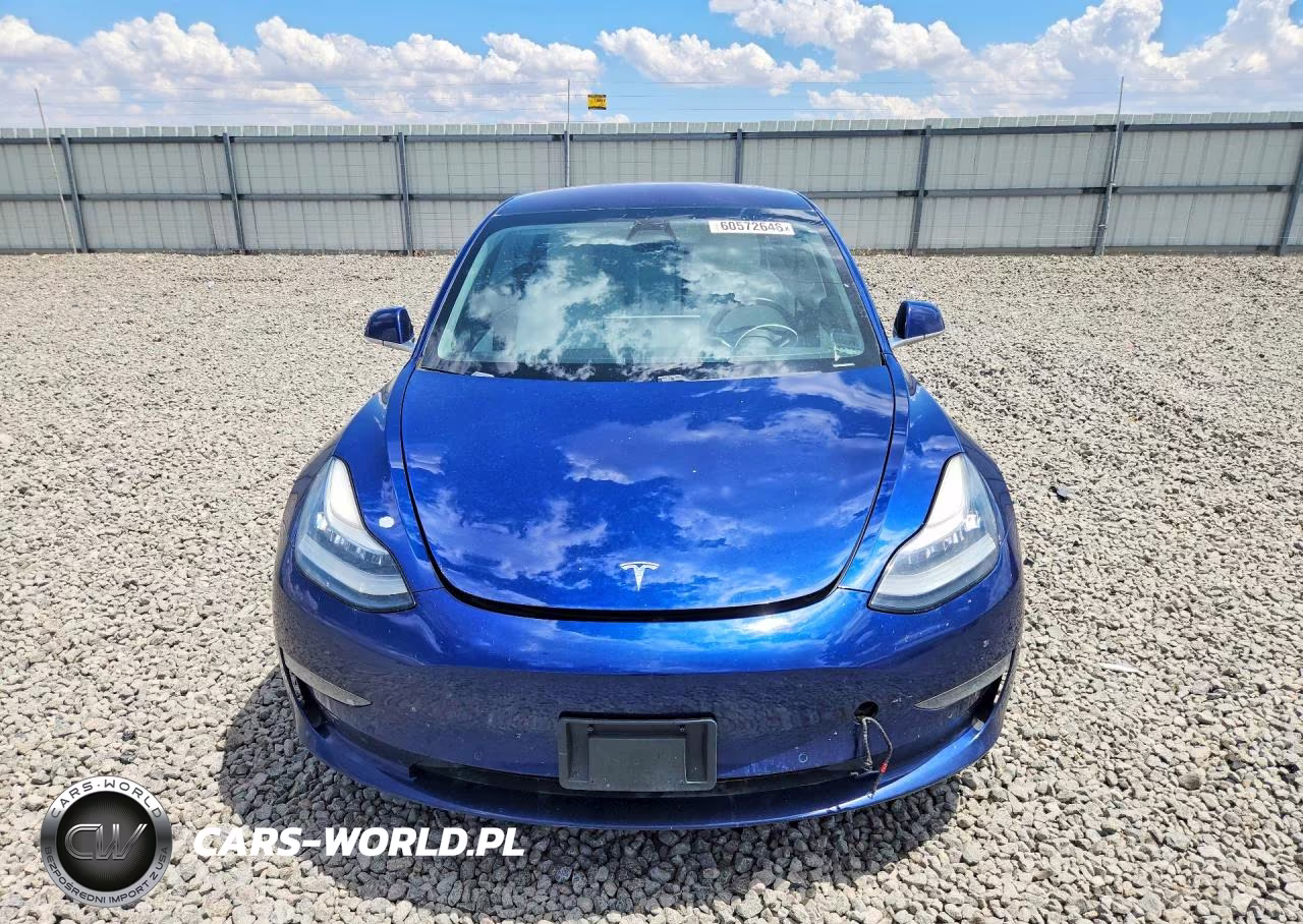 2018 Tesla Model 3 VIN:5YJ3E1EB1JF147753 - 5