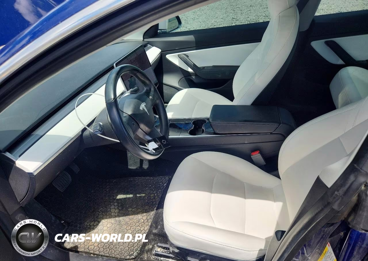 2018 Tesla Model 3 VIN:5YJ3E1EB1JF147753 - 7