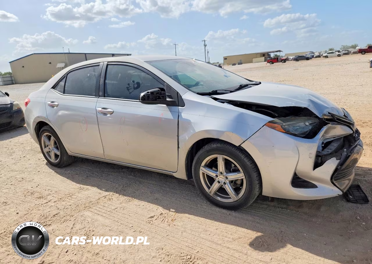 2019 Toyota Corolla Le VIN:5YFBURHE4KP890349 - 4