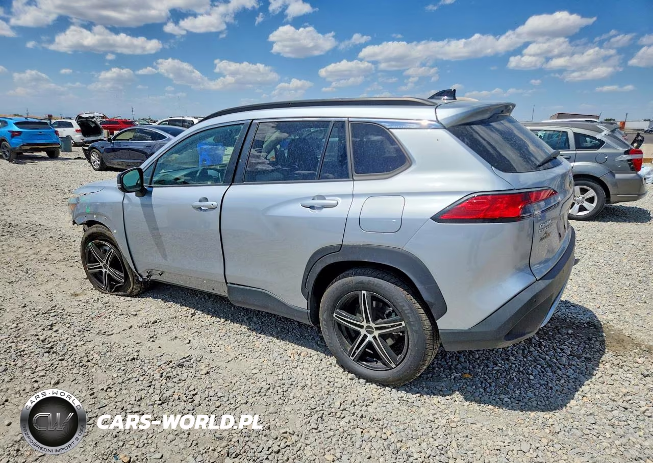 2025 Toyota Corolla Cross Xle VIN:7MUDAABG3SV134442 - 2