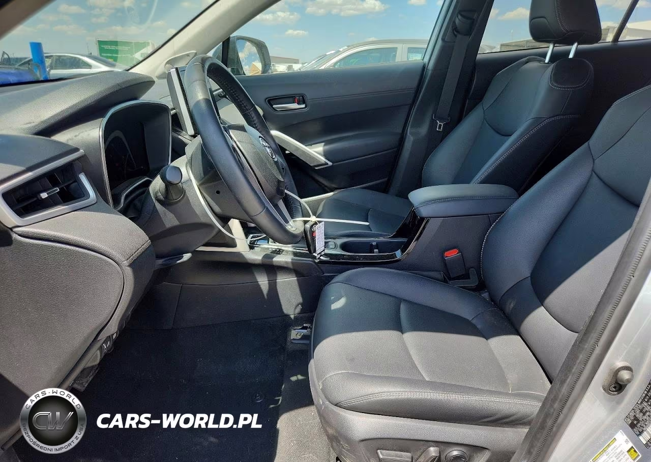 2025 Toyota Corolla Cross Xle VIN:7MUDAABG3SV134442 - 7