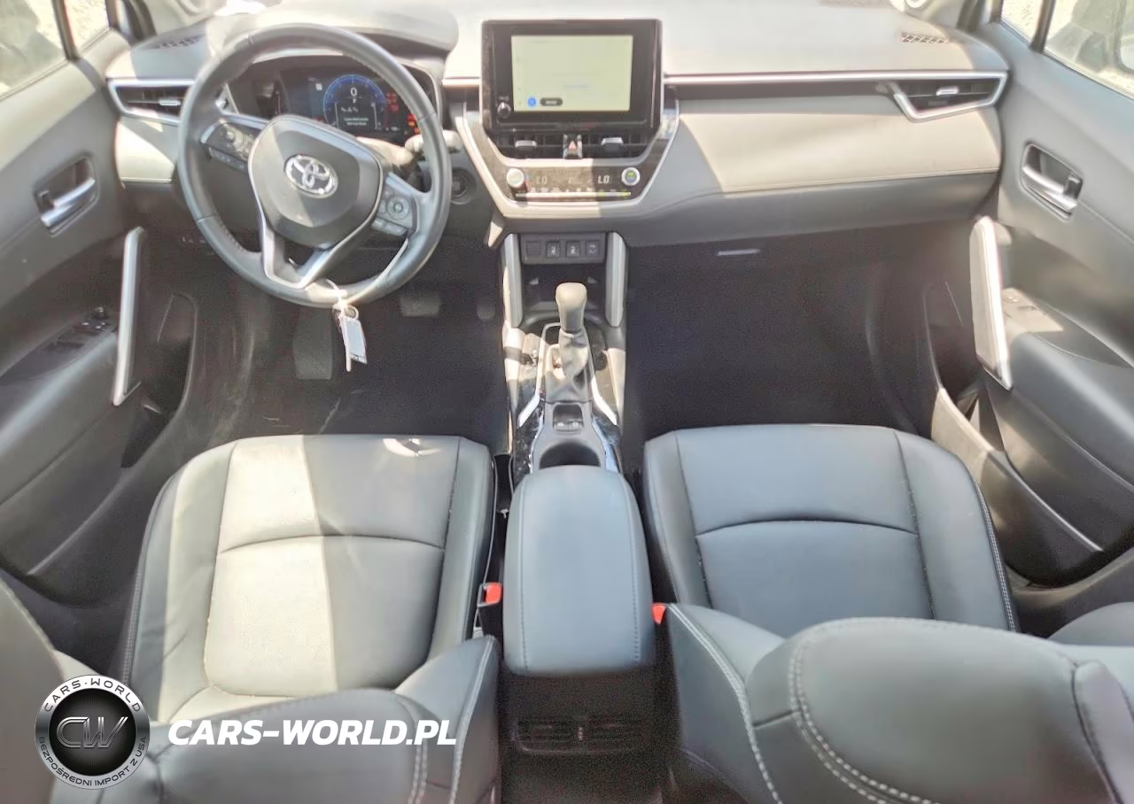 2025 Toyota Corolla Cross Xle VIN:7MUDAABG3SV134442 - 8