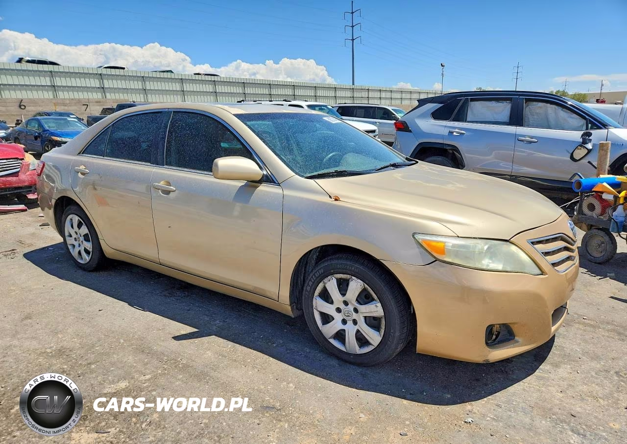 2011 Toyota Camry Xle VIN:4T1BF3EK2BU633027 - 4