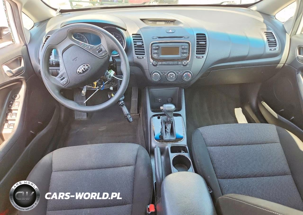 2017 Kia Forte Lx VIN:3KPFK4A76HE017413 - 8