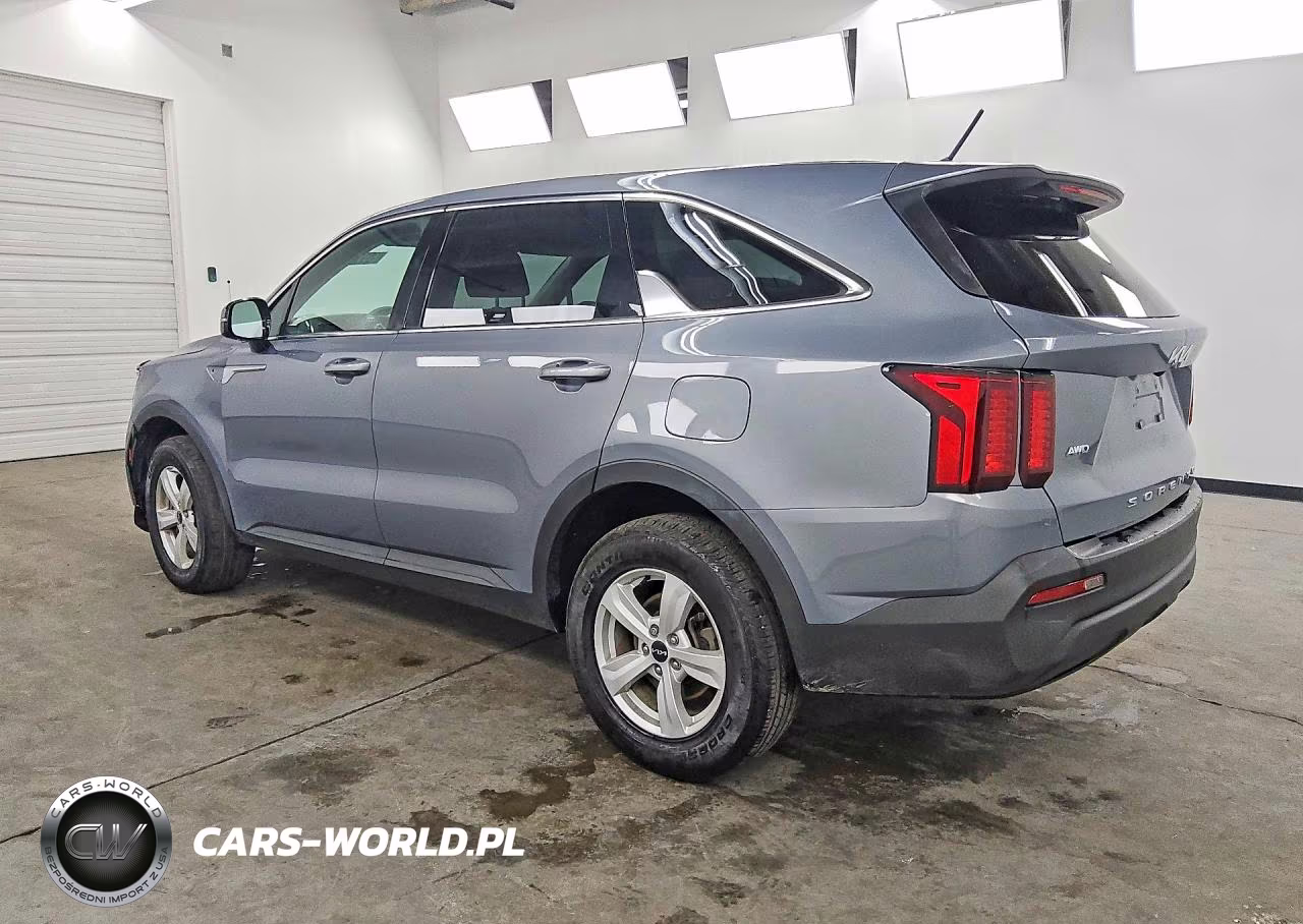 2022 Kia Sorento Lx VIN:5XYRGDLC7NG153380 - 2