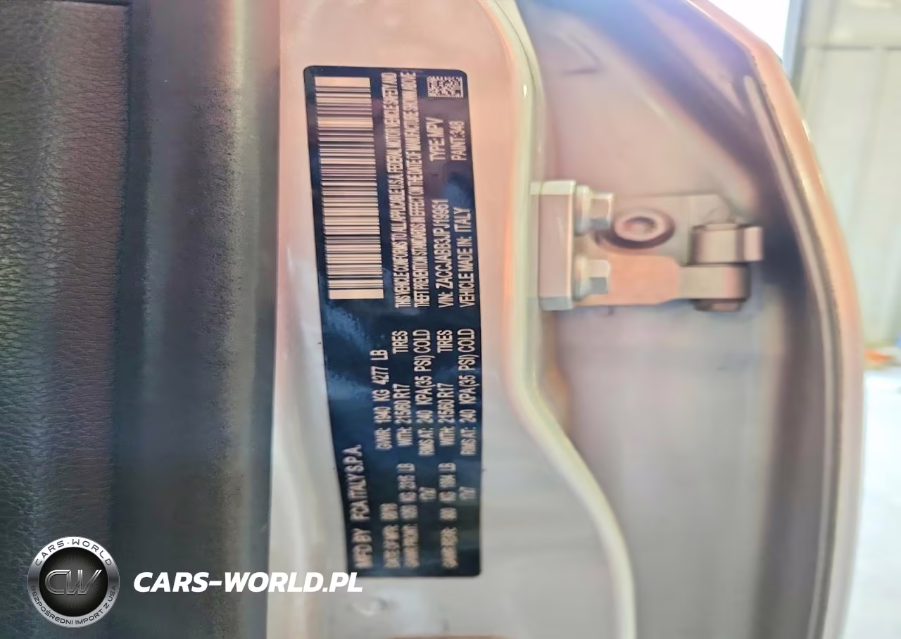 2018 Jeep Renegade Latitude VIN:ZACCJABB3JPJ19961 - 13