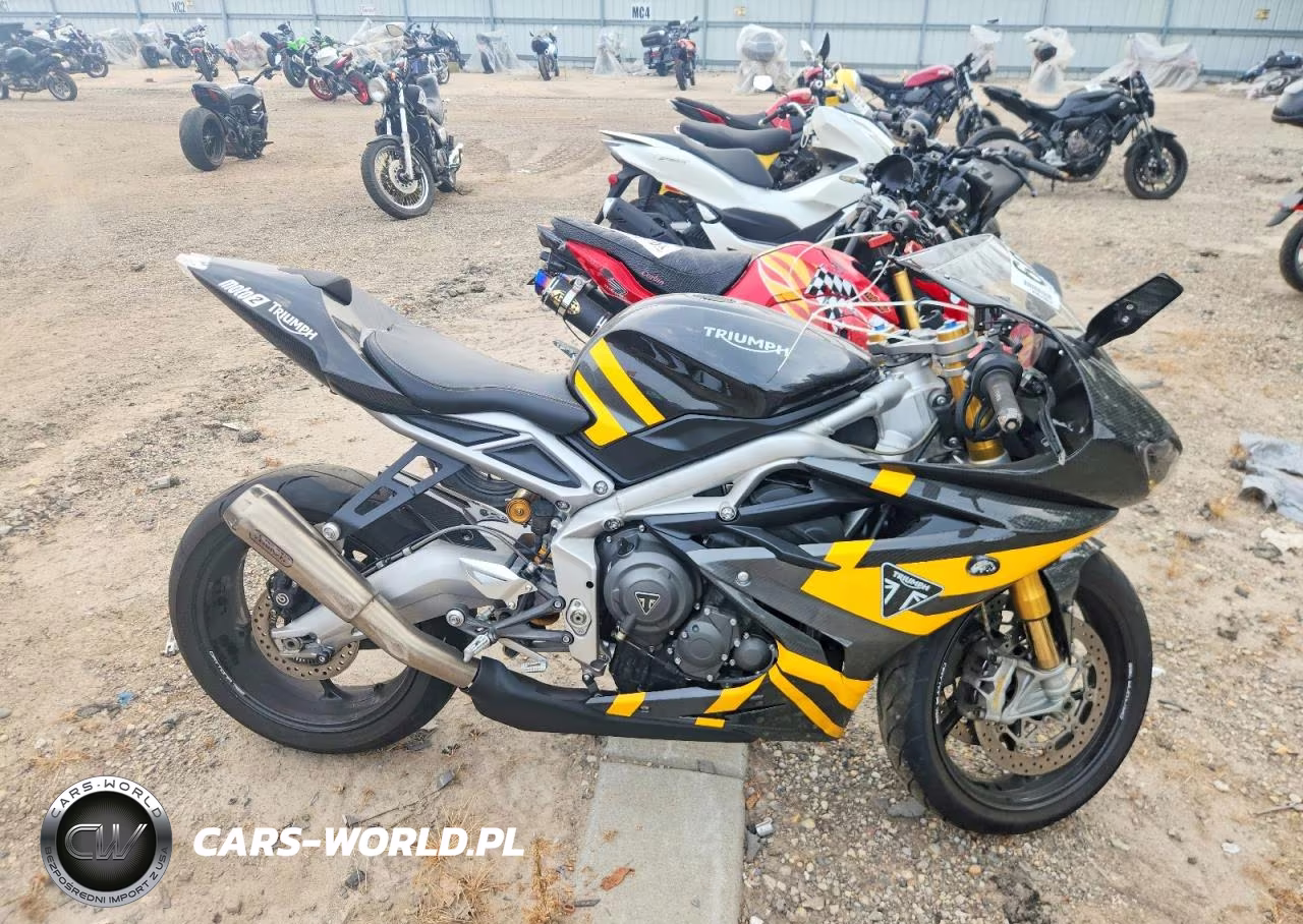 2020 Triumph Motorcycle Daytona Moto2 765 – zdjęcie 1 z 9
