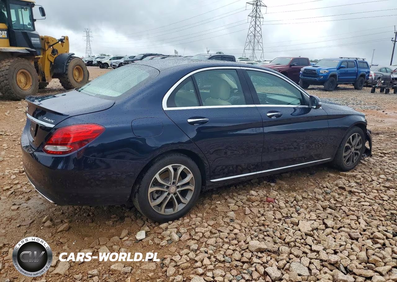 2016 Mercedes-Benz C 300 4Matic VIN:55SWF4KB8GU165044 - 3