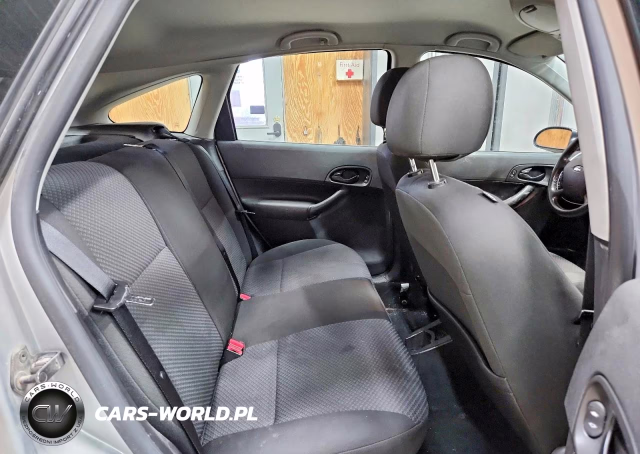 2007 Ford Focus Zx5 VIN:1FAHP37N77W204146 - 10