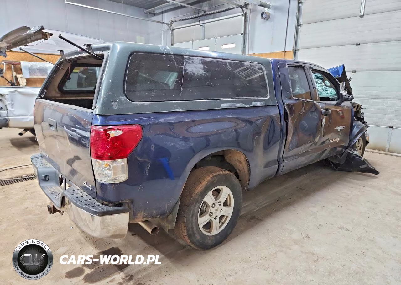 2013 Toyota Tundra Double Cab Sr5 VIN:5TFUW5F16DX318344 - 3