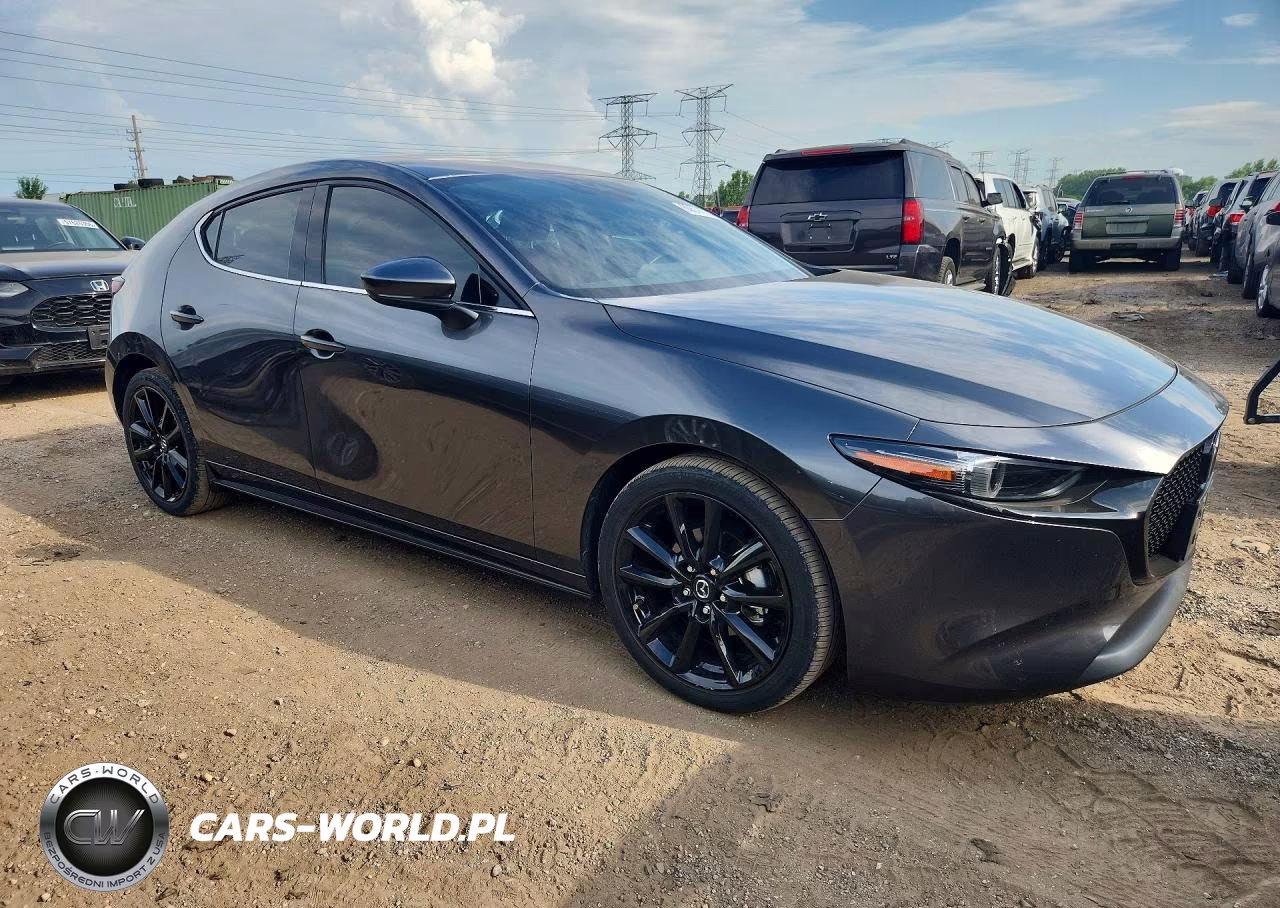 2022 Mazda 3 Premium VIN:JM1BPAML2N1513430 - 4