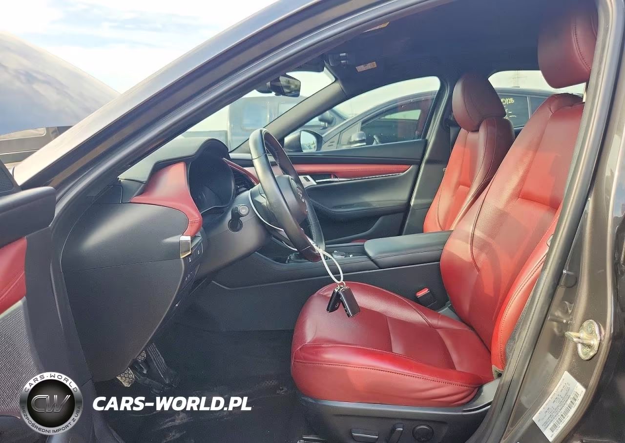 2022 Mazda 3 Premium VIN:JM1BPAML2N1513430 - 7
