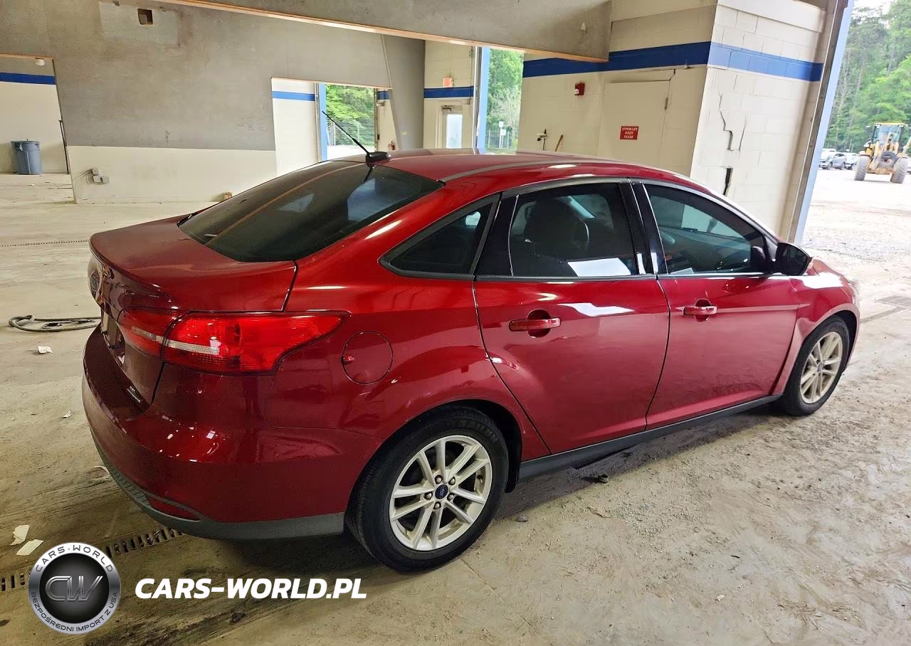 2016 Ford Focus VIN:1FADP3F28GL237034 - 3