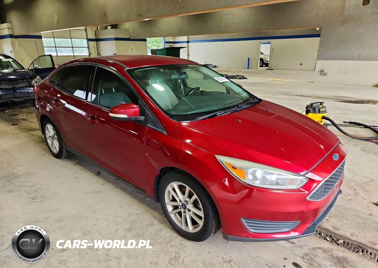 2016 Ford Focus VIN:1FADP3F28GL237034 - 4