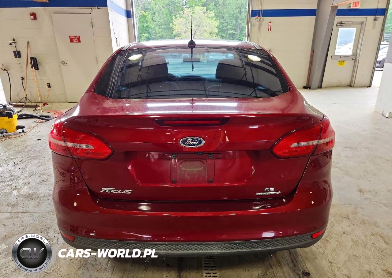 2016 Ford Focus VIN:1FADP3F28GL237034 - 6