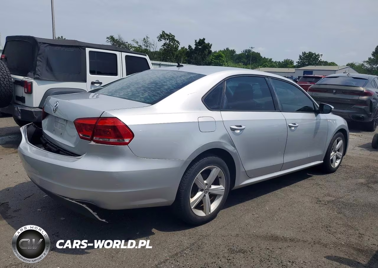 2012 Volkswagen Passat S VIN:1VWAP7A3XCC053788 - 3