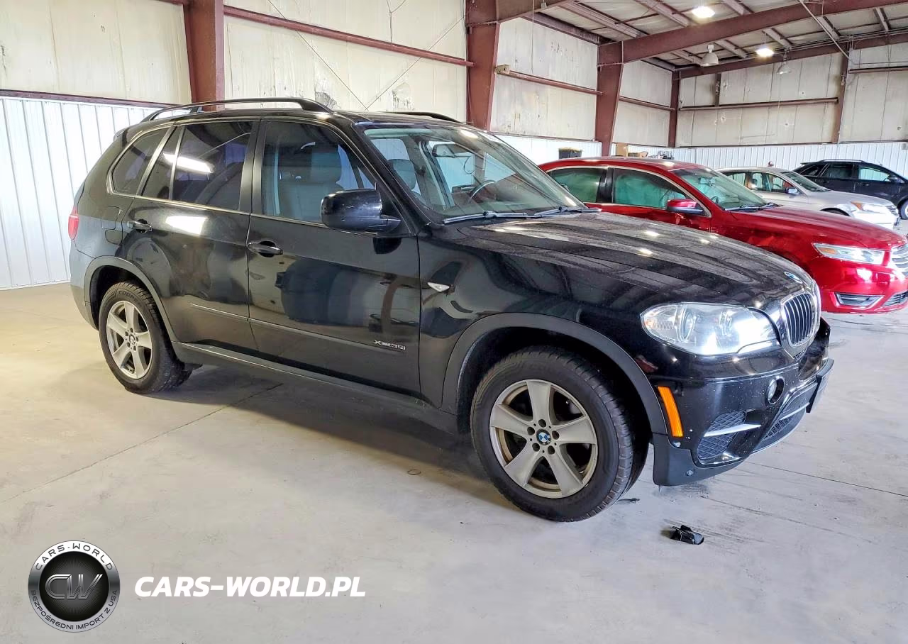 2013 BMW X5 xDrive35I VIN:5UXZV4C58D0E12326 - 4