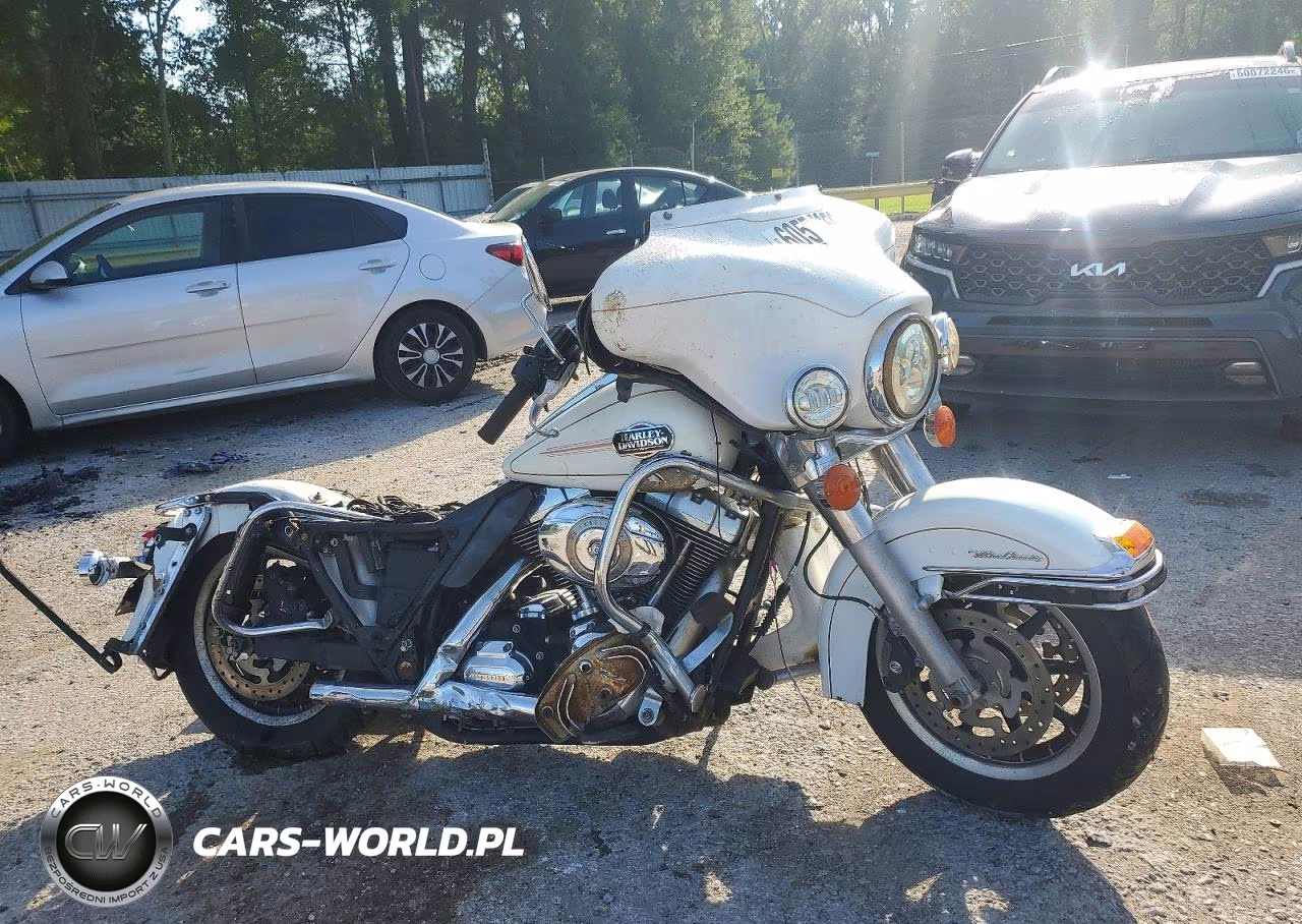 2008 Harley-Davidson Flhtcui VIN:1HD1FC4128Y674766 - 1