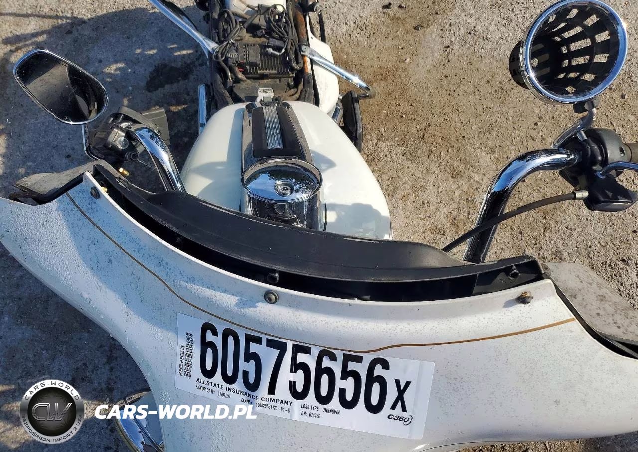 2008 Harley-Davidson Flhtcui VIN:1HD1FC4128Y674766 - 5