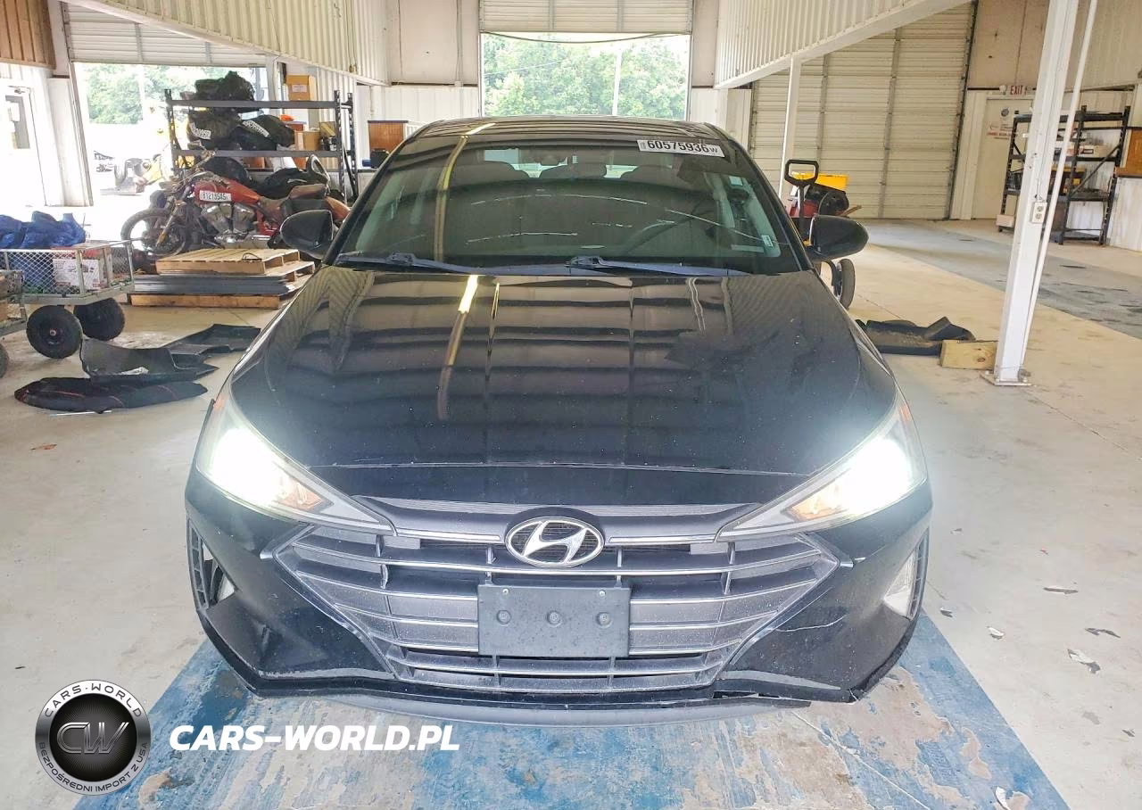 2019 Hyundai Elantra Sel VIN:5NPD84LF9KH429869 - 5