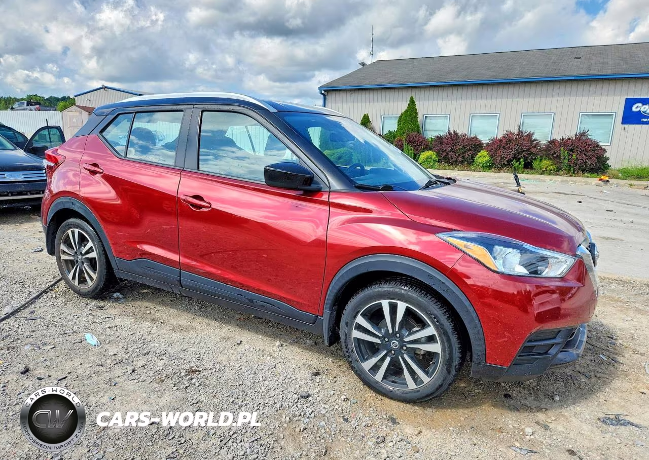 2020 Nissan Kicks Sv VIN:3N1CP5CV6LL571158 - 4
