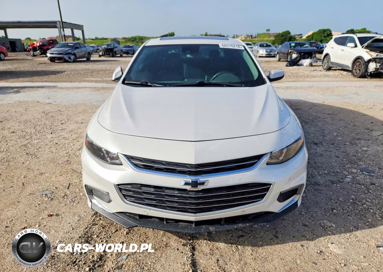 2018 Chevrolet Malibu VIN:1G1ZD5ST3JF258200 - 5