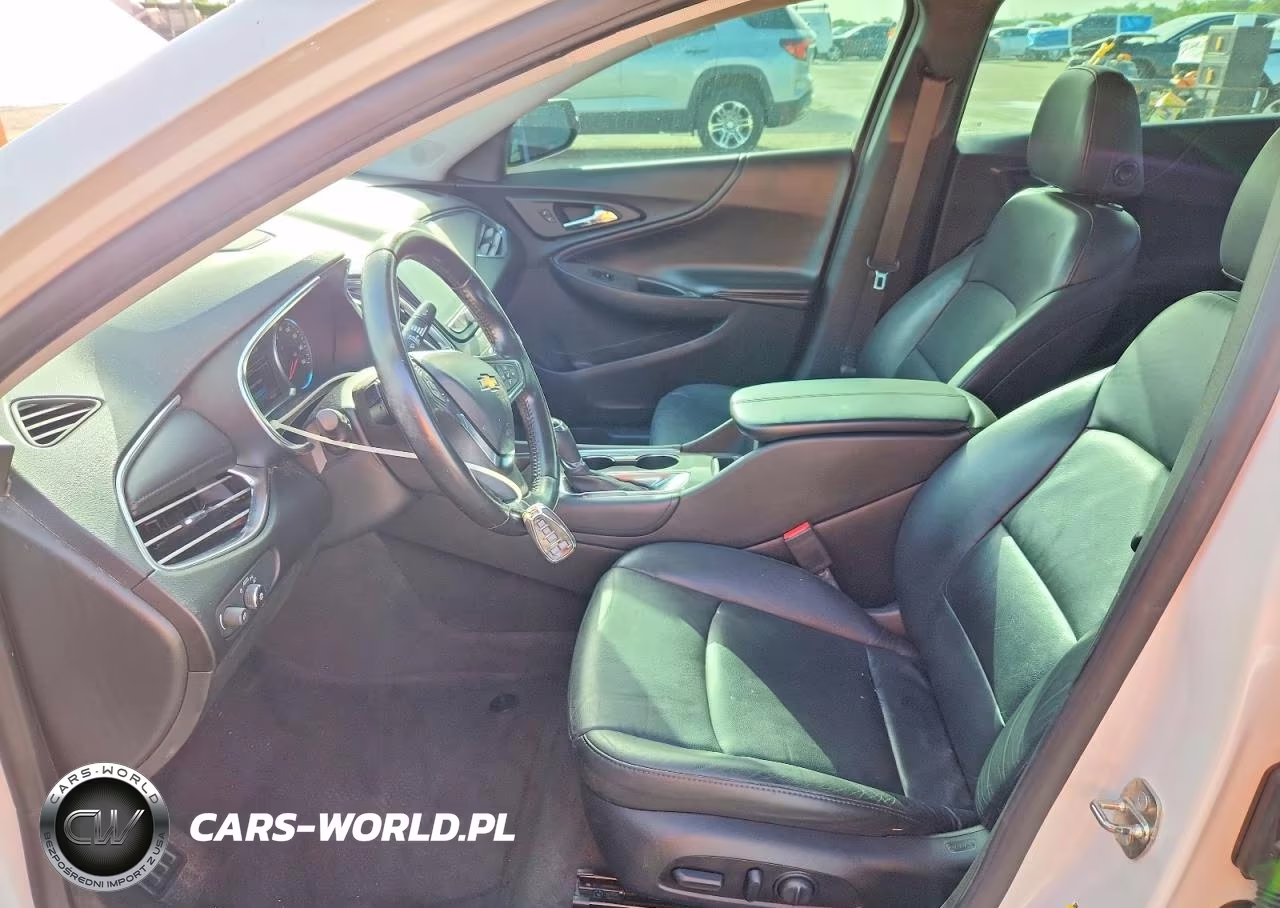 2018 Chevrolet Malibu VIN:1G1ZD5ST3JF258200 - 7