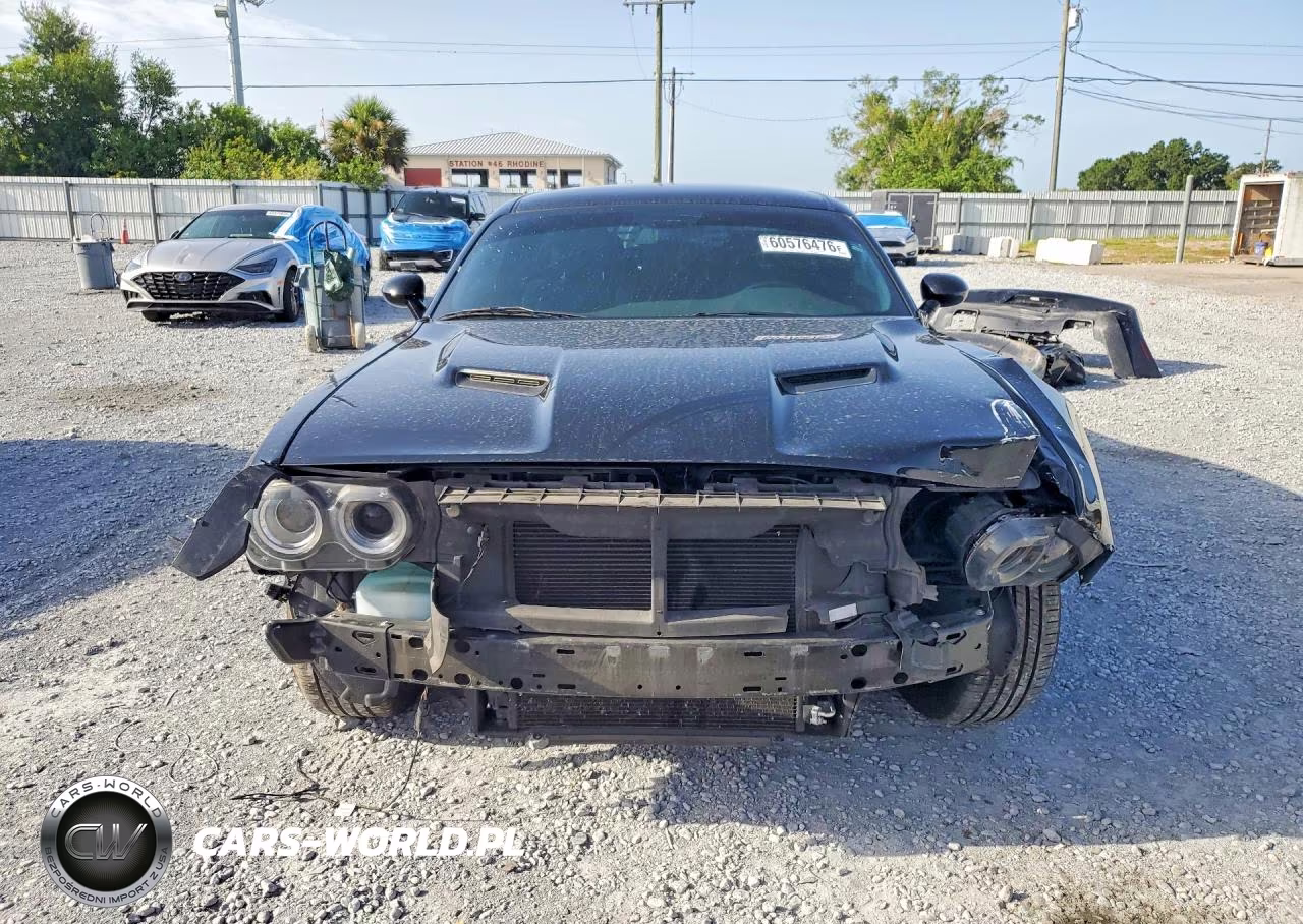 2021 Dodge Challenger Sxt VIN:2C3CDZAG7MH538590 - 5