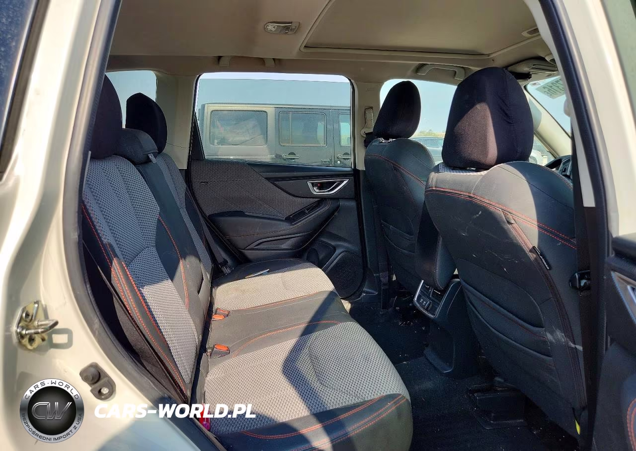 2019 Subaru Forester Sport VIN:JF2SKAKC5KH445663 - 11