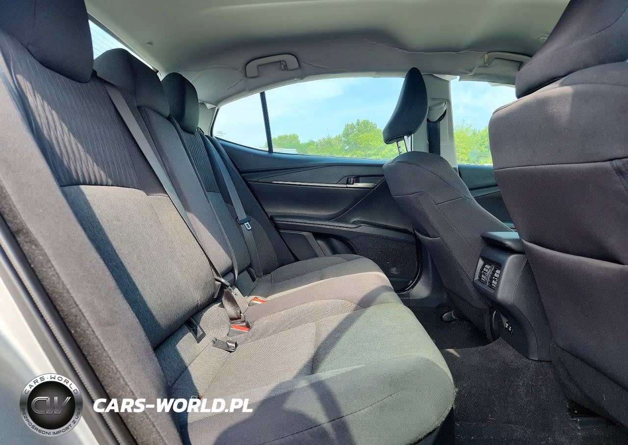 2025 Toyota Camry Le VIN:4T1DAACK2SU014491 - 10