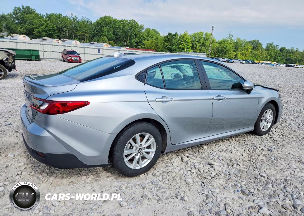 2025 Toyota Camry Le VIN:4T1DAACK2SU014491 - 3