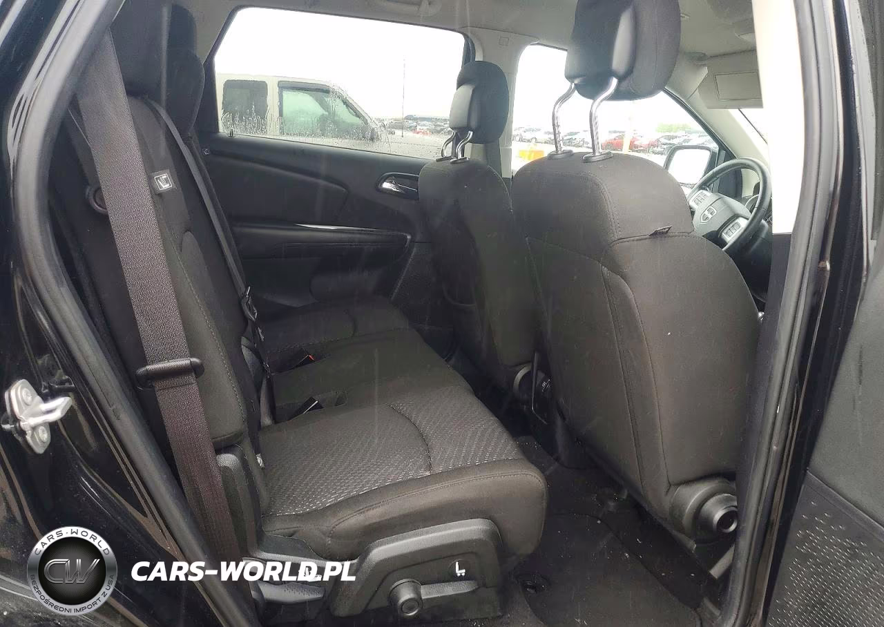 2019 Dodge Journey Se VIN:3C4PDCBB9KT835619 - 10