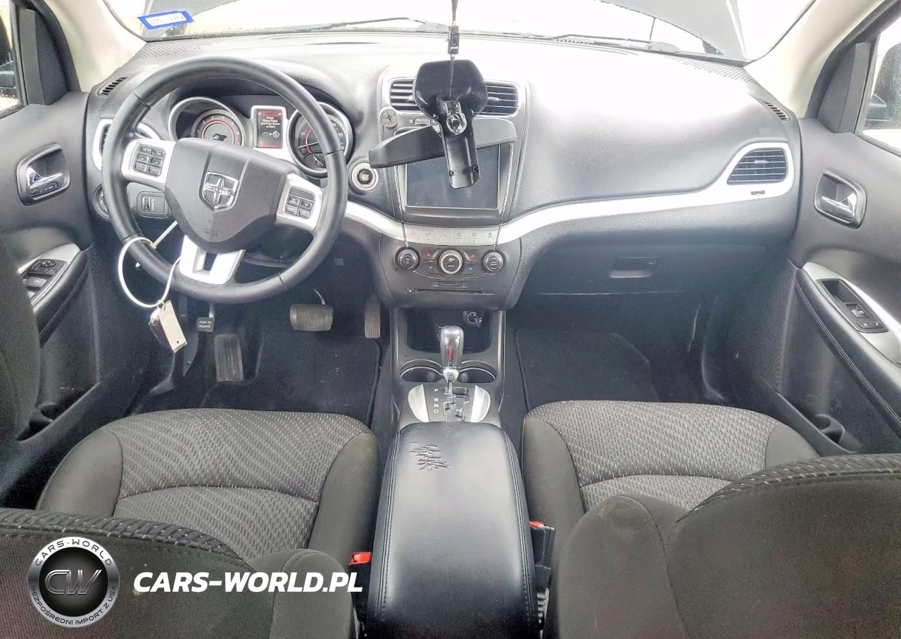 2019 Dodge Journey Se VIN:3C4PDCBB9KT835619 - 8