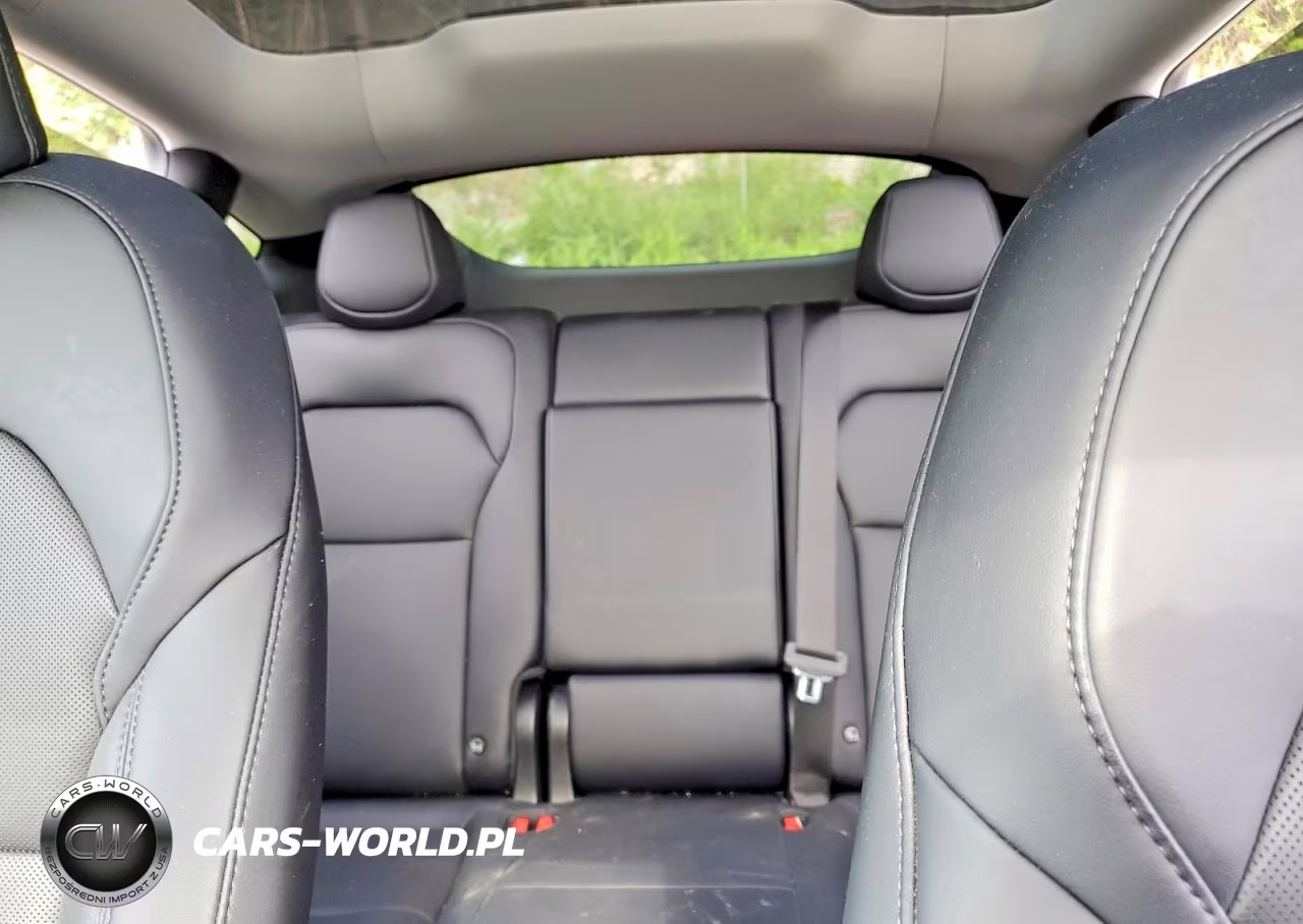 2026 Tesla Model Y VIN:7SAYGDED3TA432718 - 10
