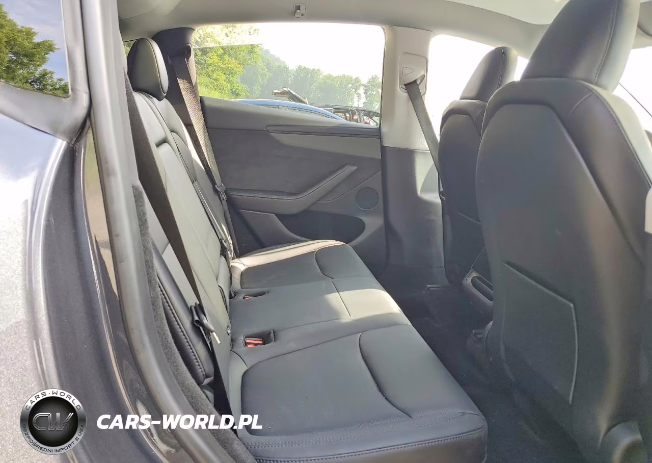 2026 Tesla Model Y VIN:7SAYGDED3TA432718 - 11