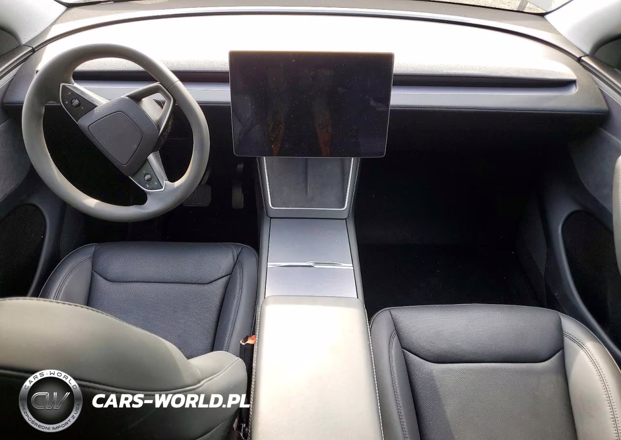 2026 Tesla Model Y VIN:7SAYGDED3TA432718 - 8
