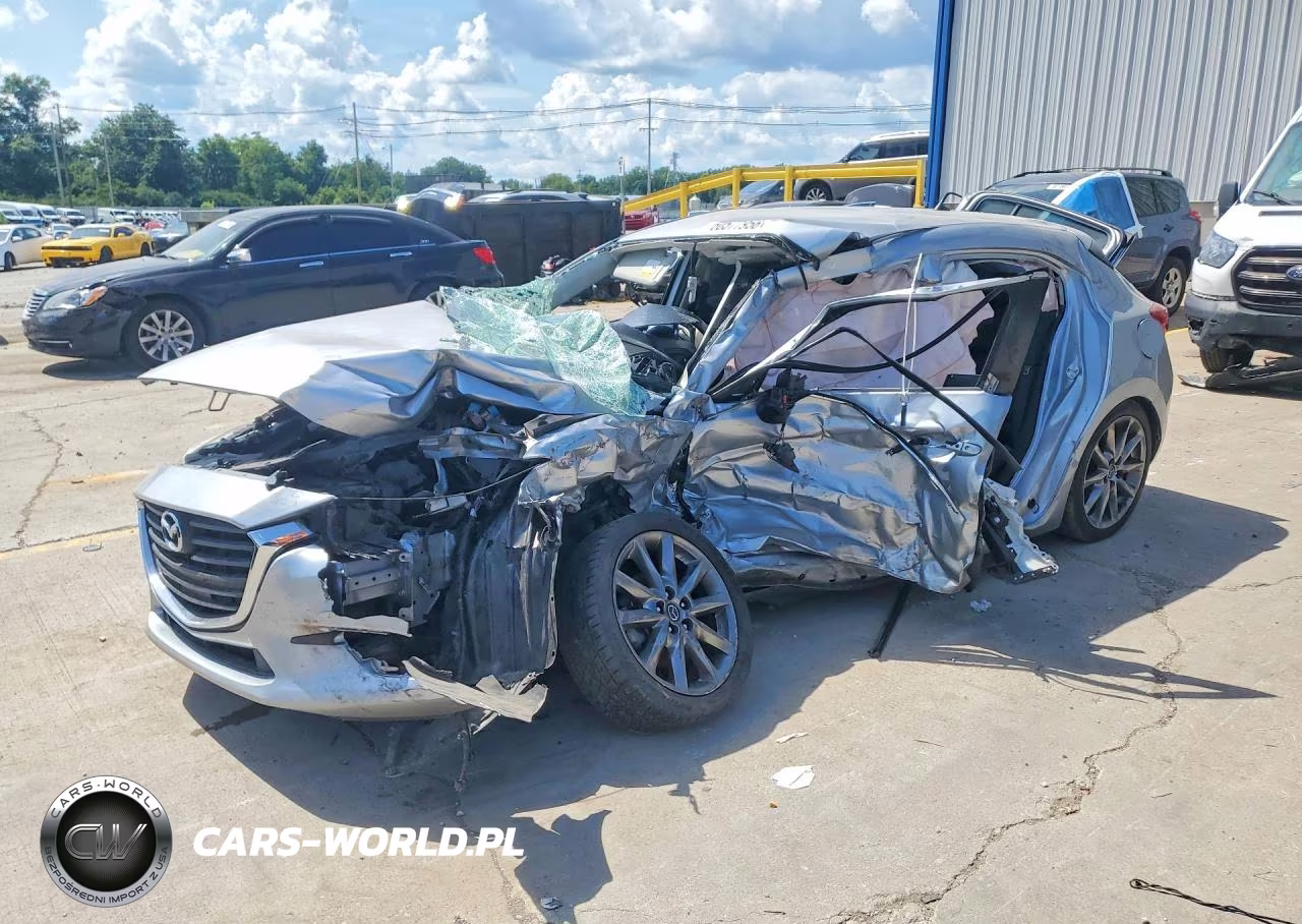 2018 Mazda 3 Touring – zdjęcie 1 z 11