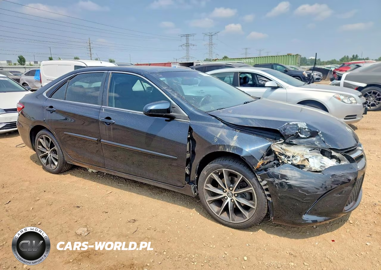 2017 Toyota Camry Xse VIN:4T1BF1FK8HU777757 - 4