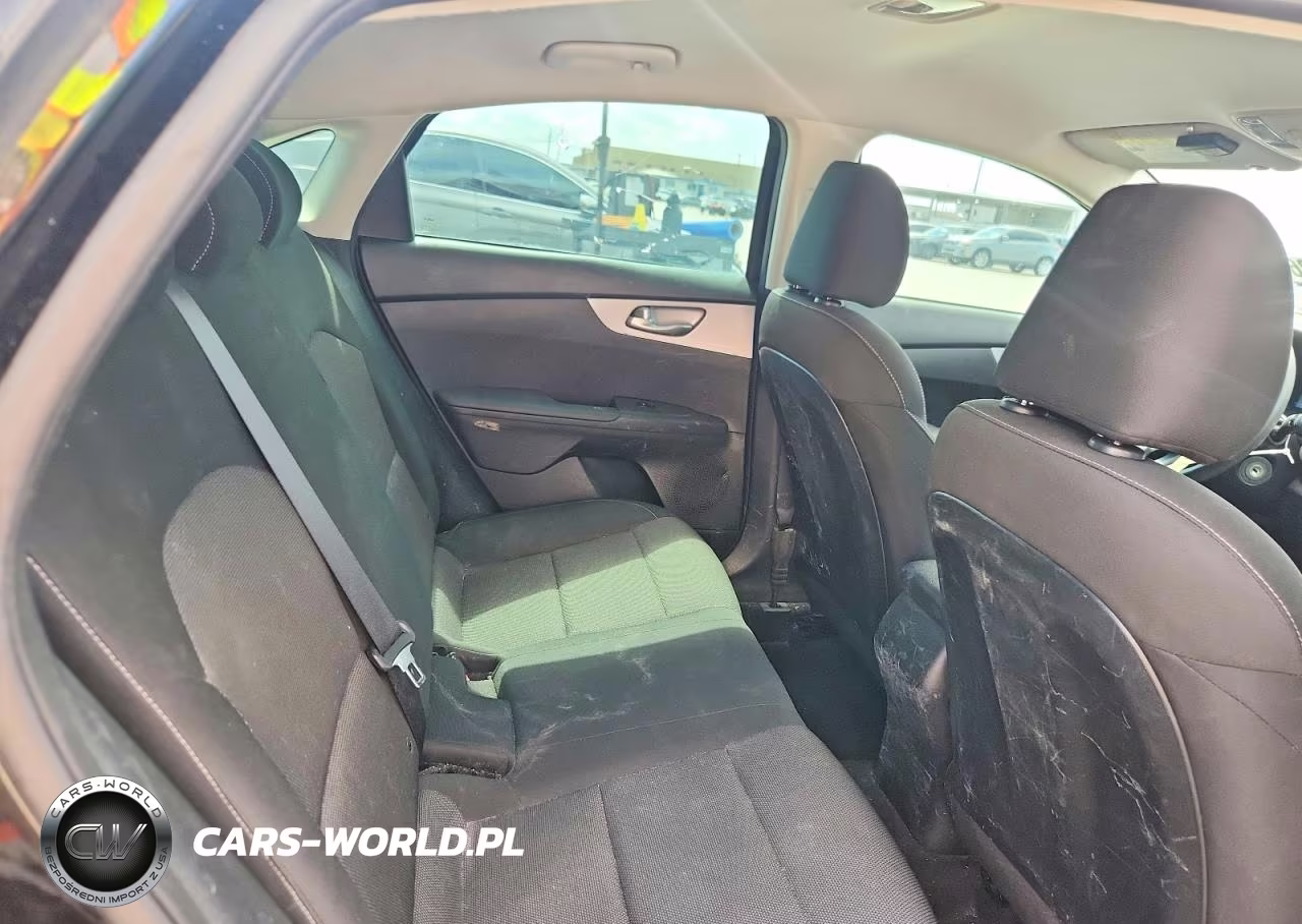 2024 Kia Forte Lx VIN:3KPF24AD9RE695323 - 10