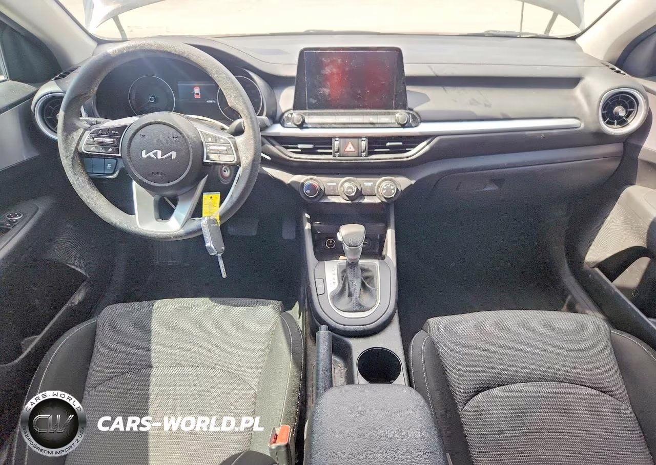 2024 Kia Forte Lx VIN:3KPF24AD9RE695323 - 8