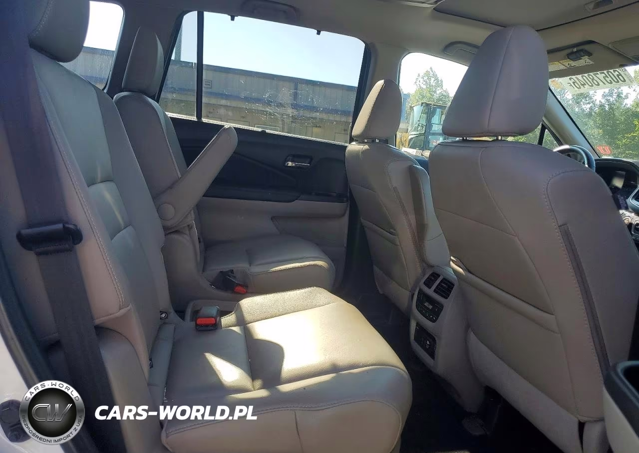 2022 Honda Pilot Touring VIN:5FNYF5H69NB028430 - 11