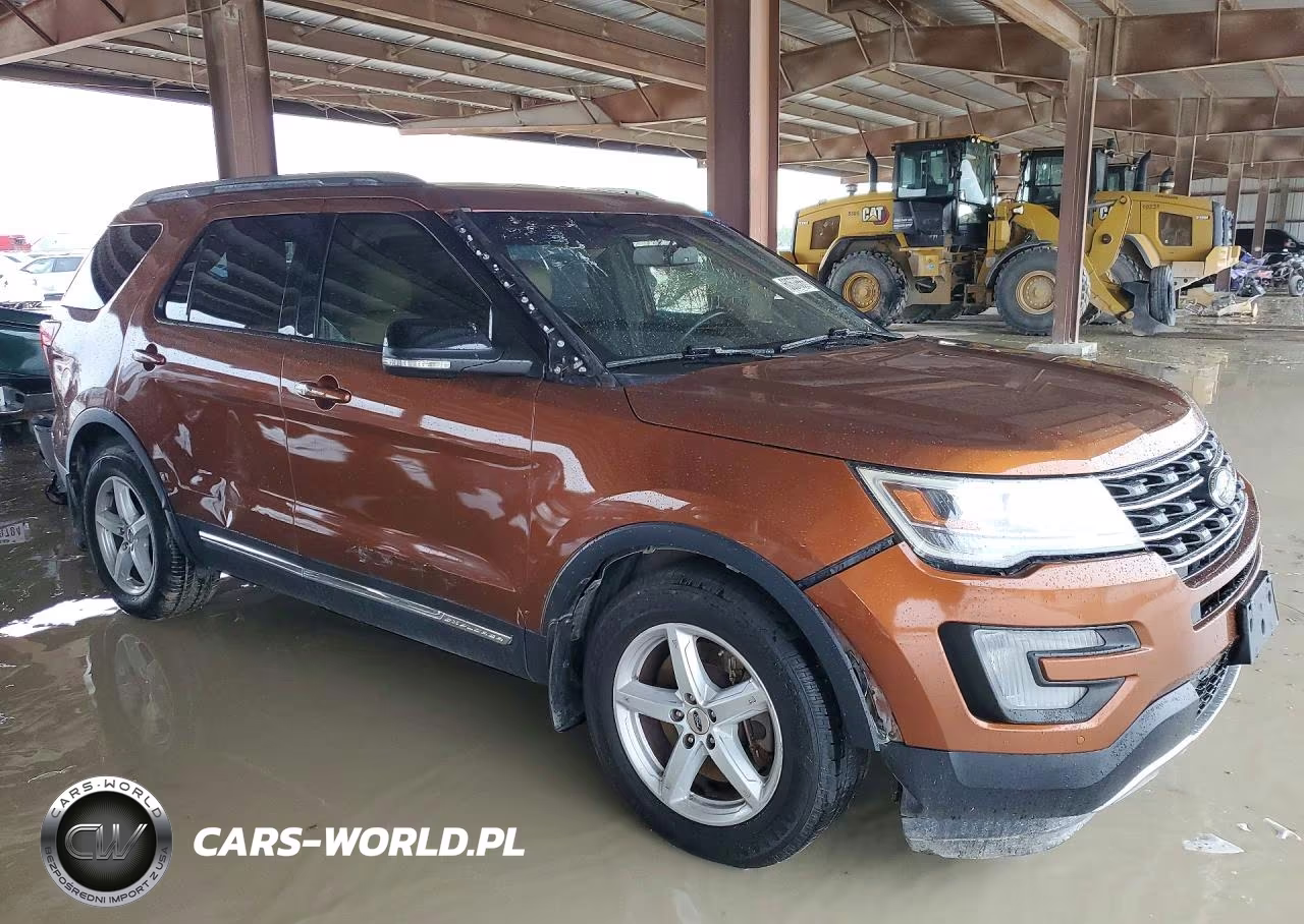 2017 Ford Explorer Xlt VIN:1FM5K7D86HGE36665 - 4