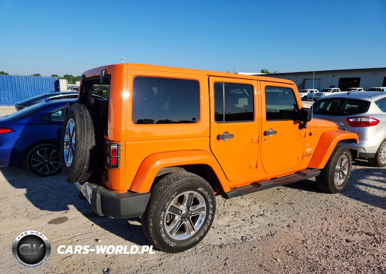2012 Jeep Wrangler Unlimited Sahara VIN:1C4BJWEGXCL170268 - 3