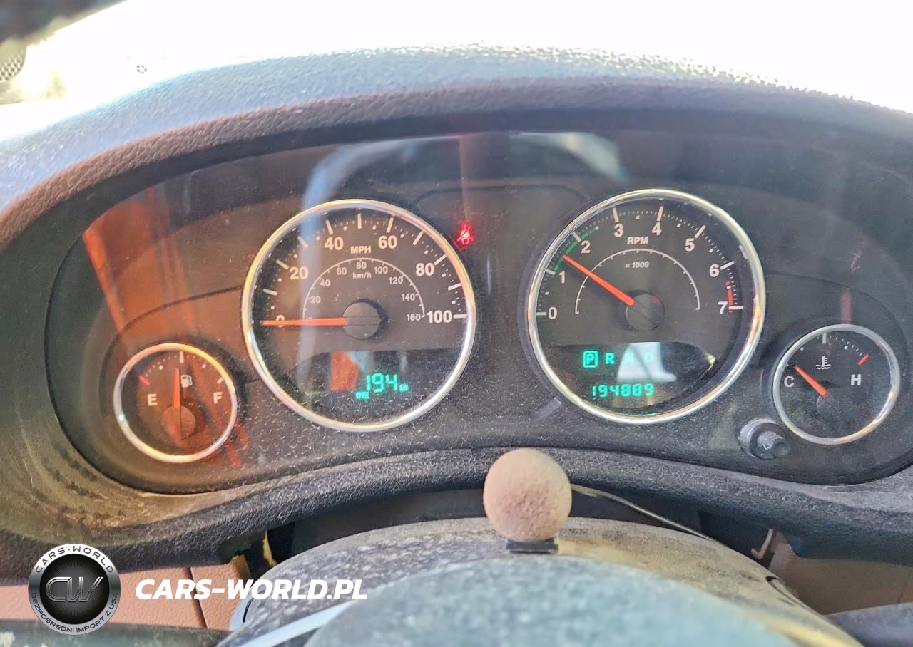 2012 Jeep Wrangler Unlimited Sahara VIN:1C4BJWEGXCL170268 - 9