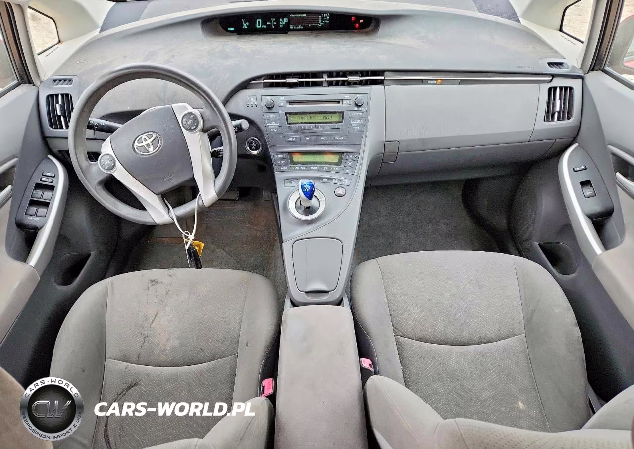 2011 Toyota Prius Two VIN:JTDKN3DU9B5251145 - 8