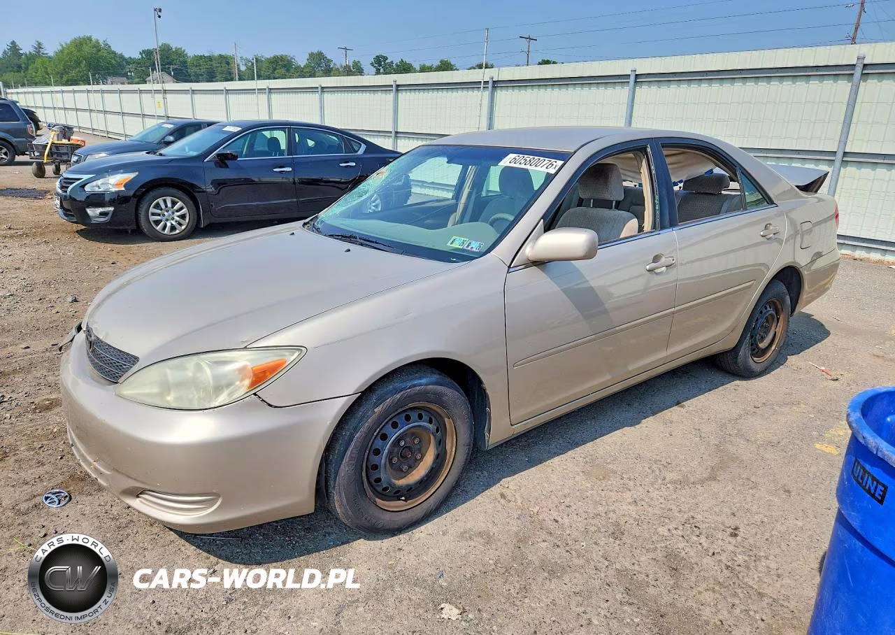 2004 Toyota Camry Le