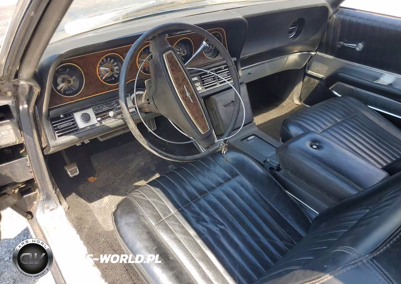 1968 Ford Thunderbird VIN:8Y83N111828 - 8
