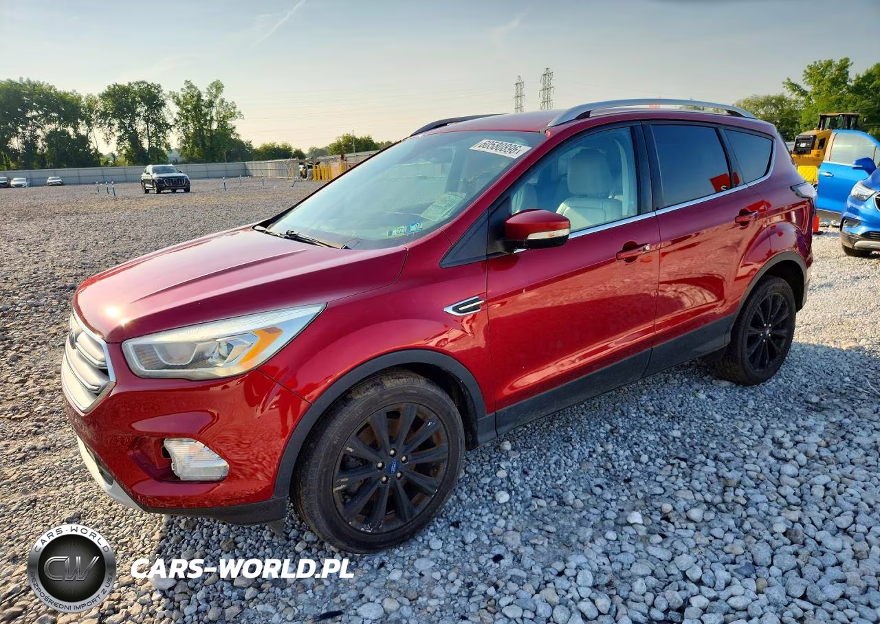 2017 Ford Escape Titanium – zdjęcie 1 z 13